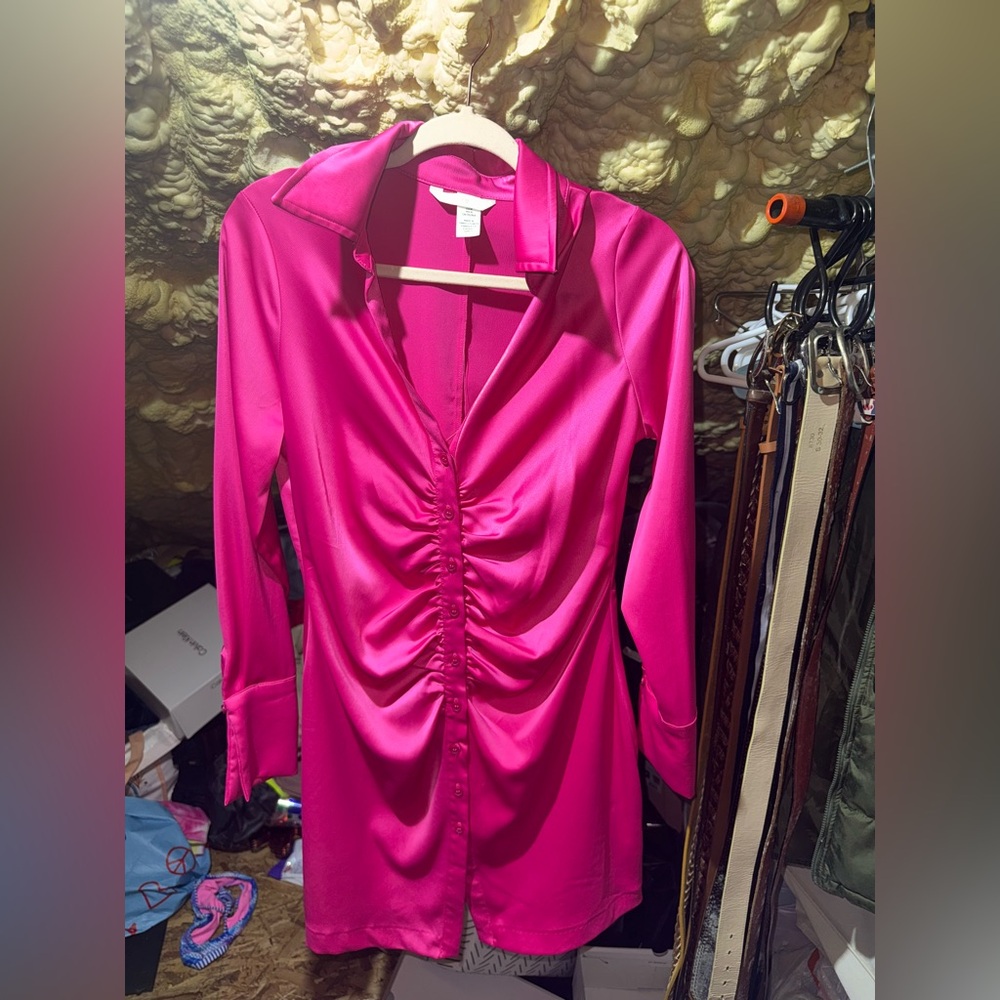 H&M Pink Ruched Long Sleeve Dress with Notched Collar